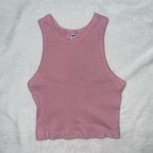 Ribbed Cropped Tank Top